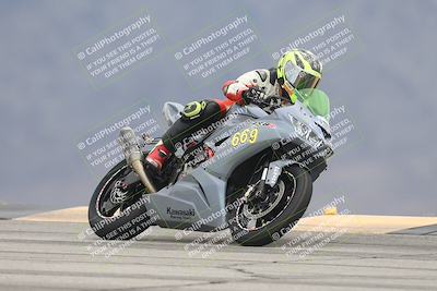 media/Sep-21-2025-Race Pace (Sun) [[98bf33ef95]]/Verified/8-Turn 9 (1135am)/